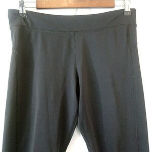 Under Armour black Capri leggings